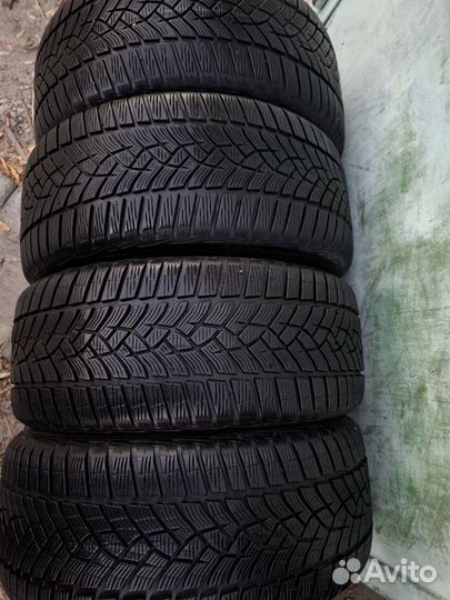 Goodyear UltraGrip Performance 225/45 R17