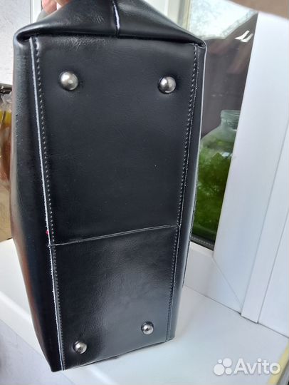 Сумка женская натур.кожа,бу в хор. сост, чёрная