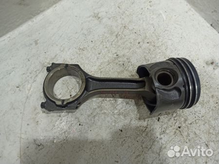 Поршень с шатуном Форд