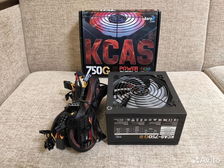 Блок питания AeroCool kcas-750G (80+ Gold)