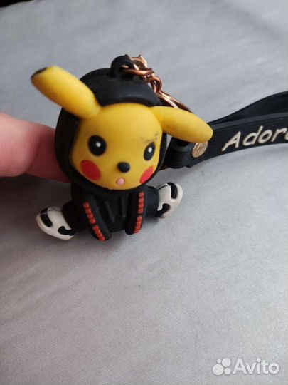 Брелок Пикачу