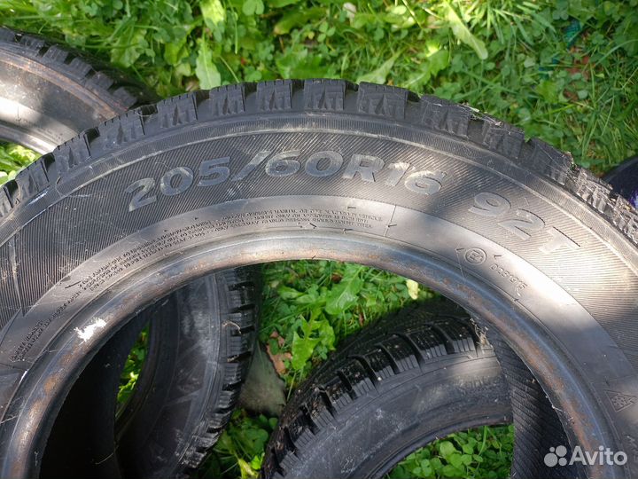 Hankook Winter I'Pike 10/60 R16 96T