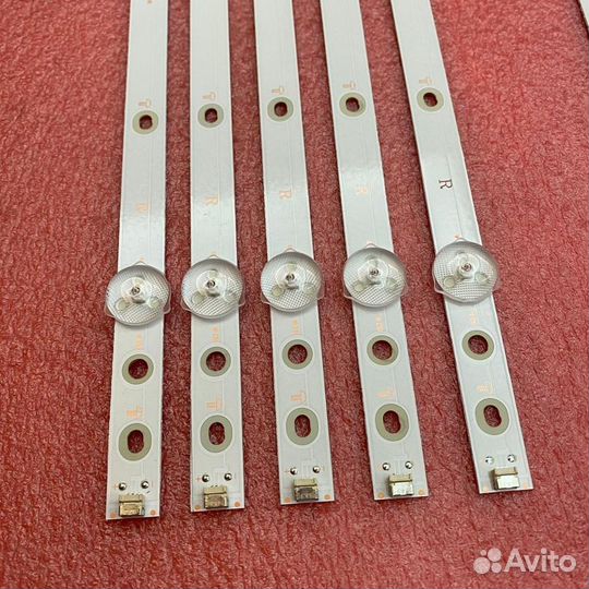 Светодиодная лента 50PUS6162/12 15626A 15627B