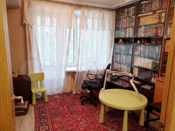 2-к. квартира, 35 м², 3/9 эт.