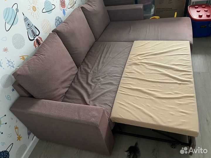 Угловой диван