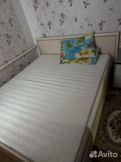 Коовать и Матрас 160х200