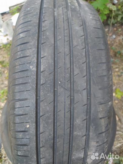 Goodyear 225/55r19