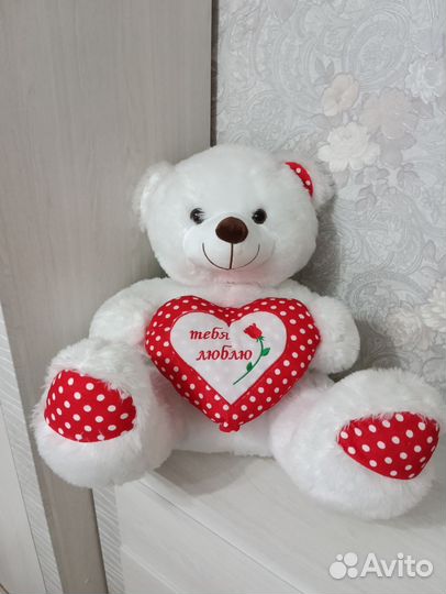 Плюшевый медведь