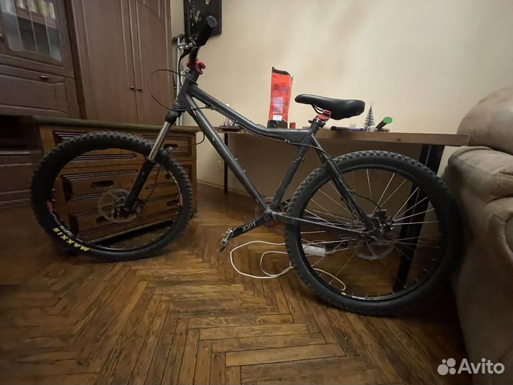 Велосипед jamis komodo