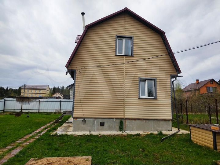 Дом 80 м² на участке 7 сот.