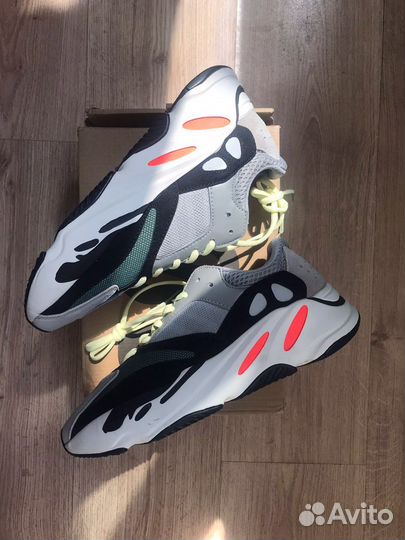 Кроссовки adidas yeezy boost 700