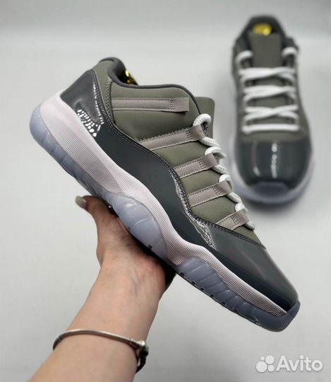 Кроссовки Jordan Retro