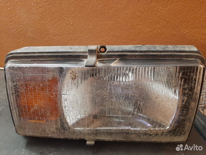 Фары Ваз 2105