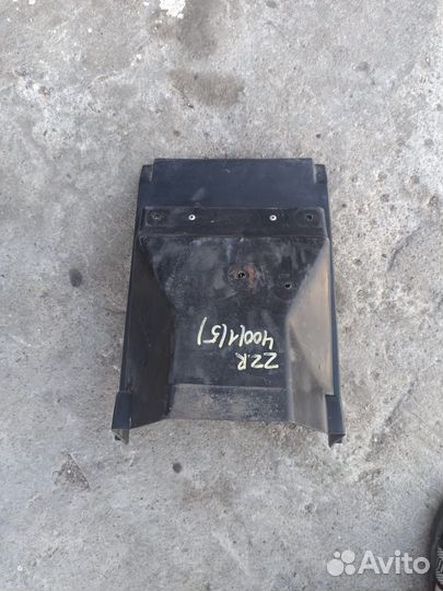 Zzr400-1 zzr400 90-92 нижний пластик хвоста подкры
