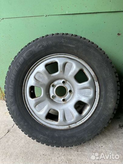 Зимняя резина на оригинальных дисках Рено Дастер