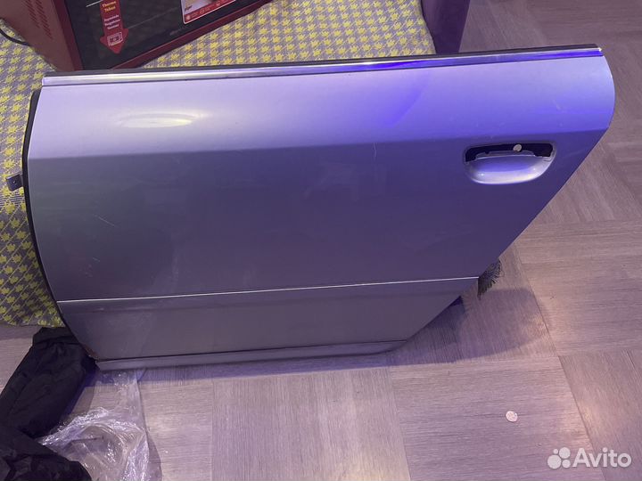 Дверь audi a6 с5 задняя