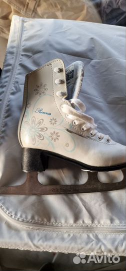Коньки фигурные детские 25 и 28 размера