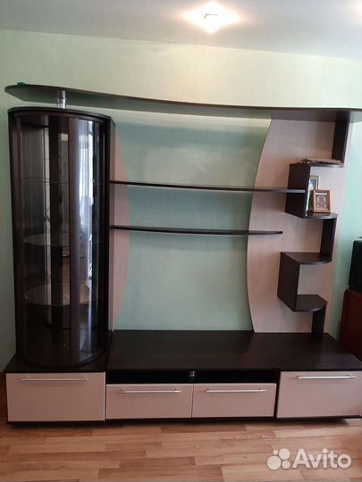 Стенка в гостиную бу