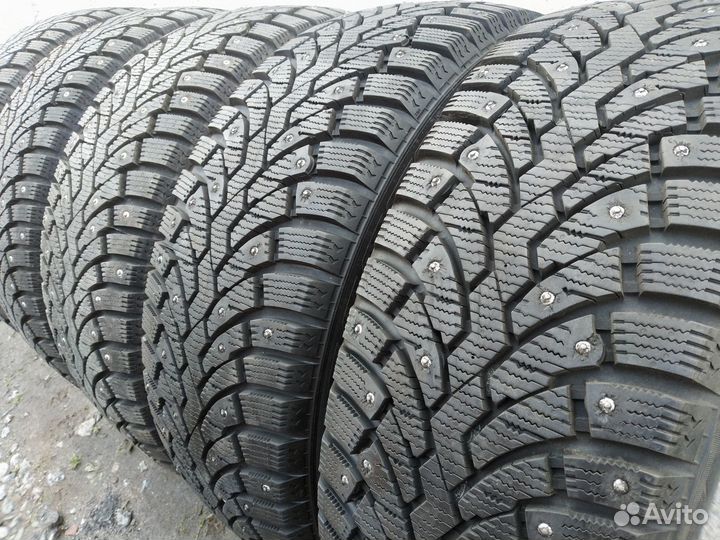 Pirelli Formula Ice 205/60 R16