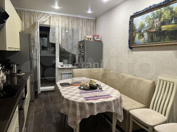 2-к. квартира, 67,1 м², 2/17 эт.