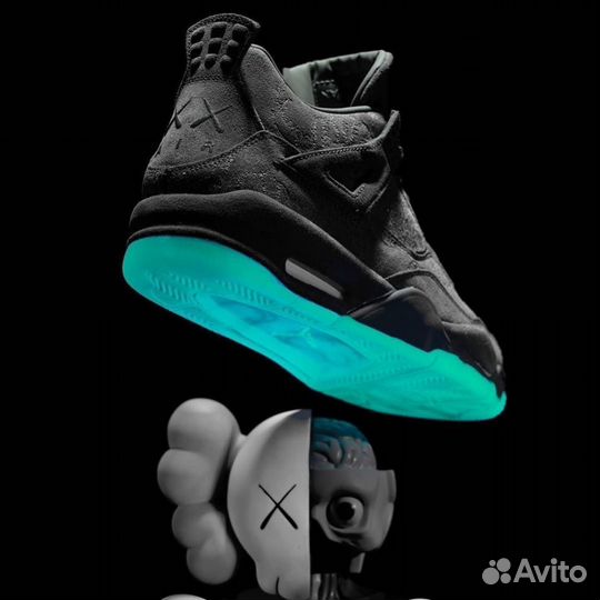 Nike Air Jordan 4 retro Kaws