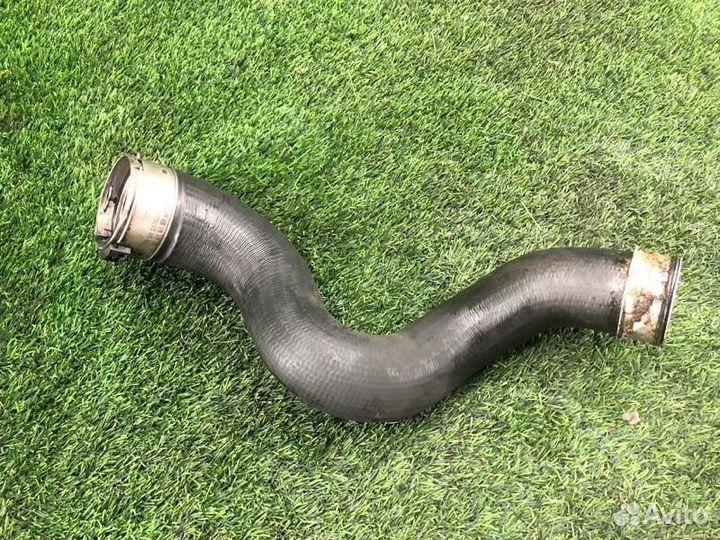 Патрубок интеркулера Bmw X1 E84 N47D20 2013