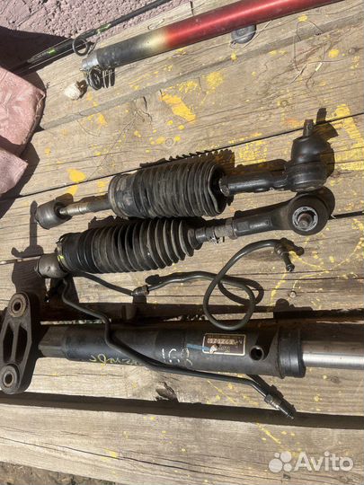 Продам рулевую рейку на лансер цедия