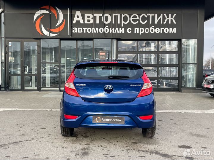 Hyundai Solaris 1.6 AT, 2013, 156 100 км