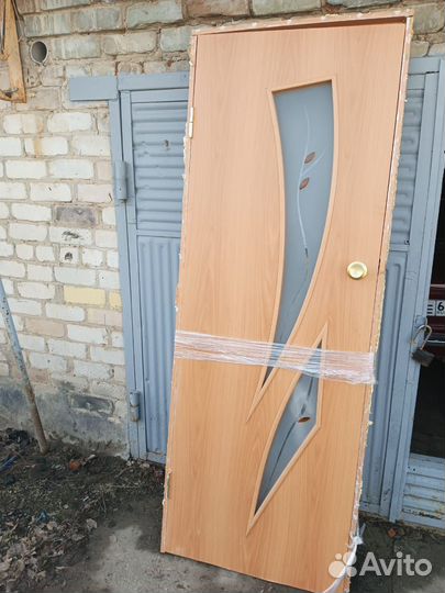 Дверь деревянная бу