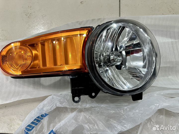 Фары FJ cruiser