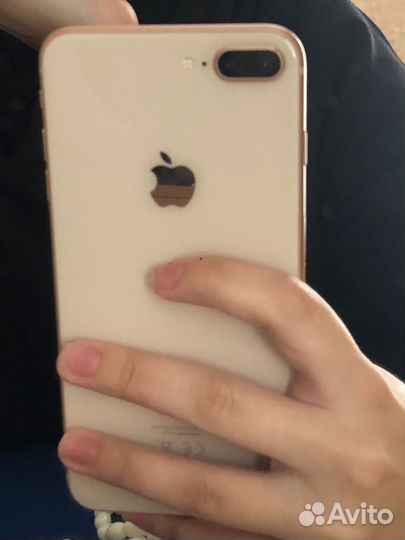 iPhone 8 Plus, 64 ГБ