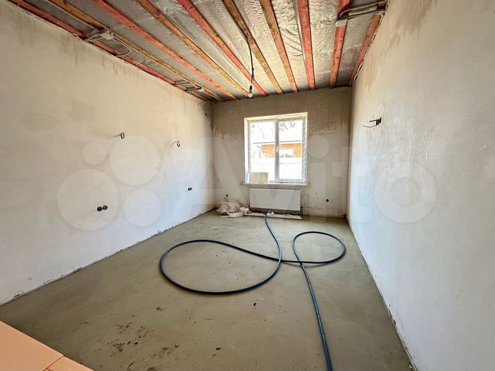 Дом 95 м² на участке 5 сот.