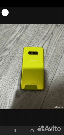 Мобильные телефоны