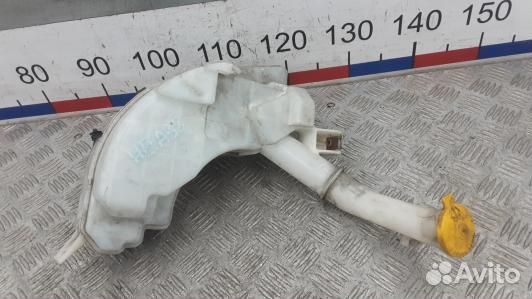 Бачок омывателя mazda 3 1 (HEA38NL01)