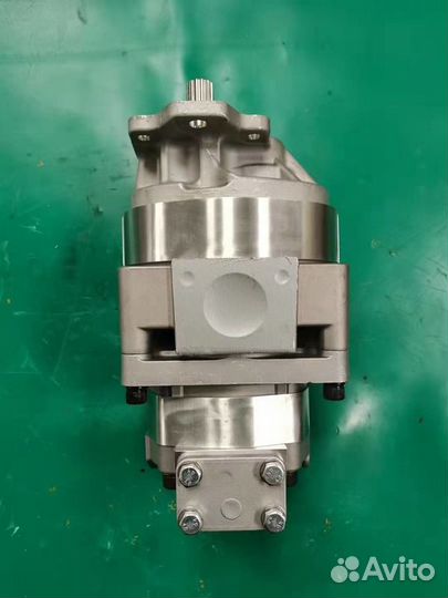 Насос гидравлический для Komatsu WA470 Владивосток