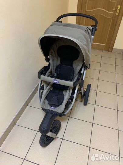 Коляска Chicco Trio Activ3 (три в одном)