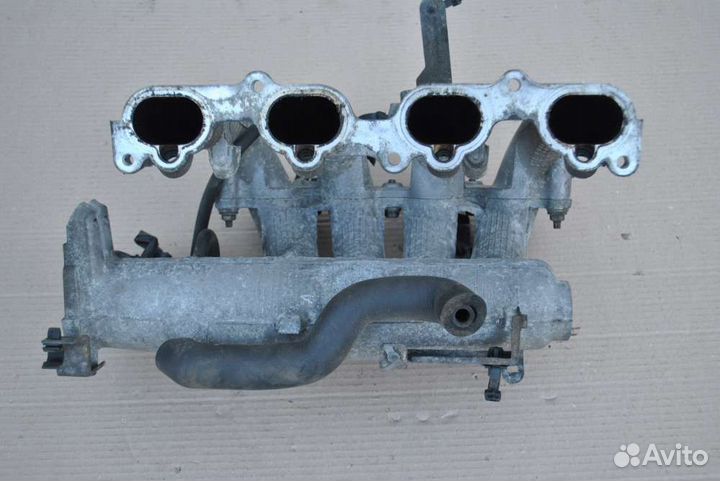 Коллектор впускной на Nissan X-Trail I (T30)