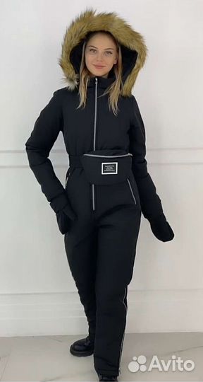 Зимний женский комбинезон новый с сумочкой+краги