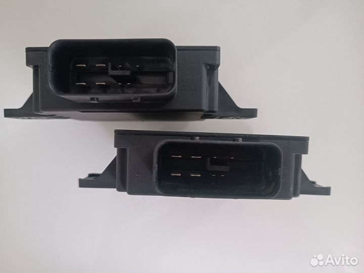 DC/DC Converter Mazda P5E118572 PE0318572