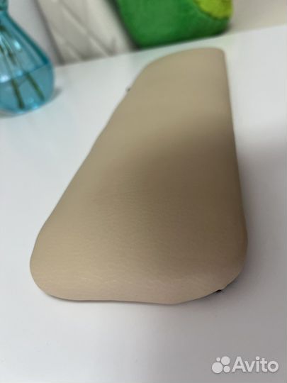 Подставка для рук маникюрная