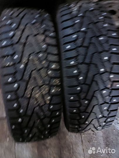 Pirelli Ice Zero 235/65 R17