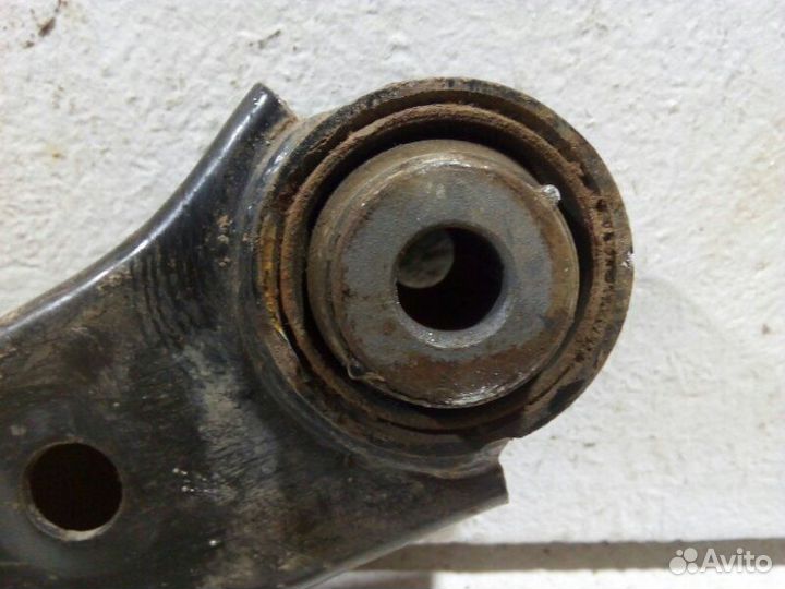 Рычаг Hyundai Santa Fe 3