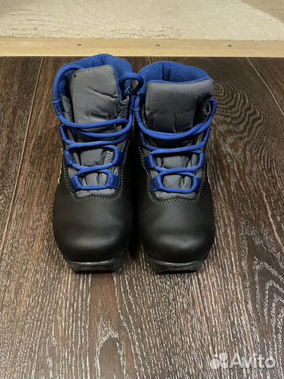 Лыжные ботинки детские 33 размер