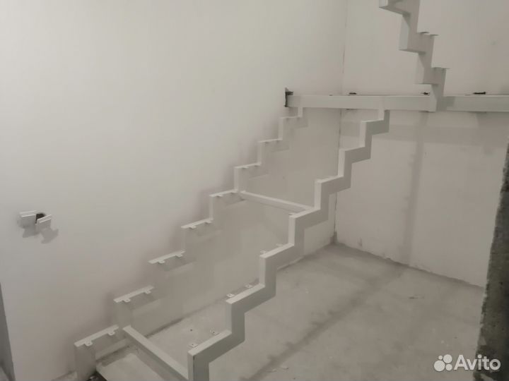 Лестница на монокосоуре