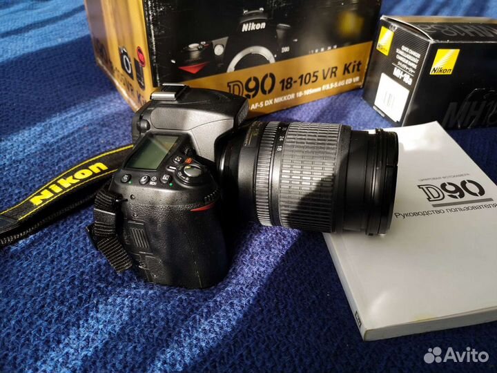Зеркальный фотоаппарат Nikon D90 с объективом AF-S