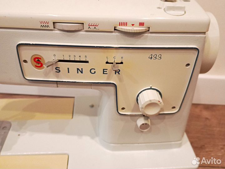 Швейная машина Singer 433