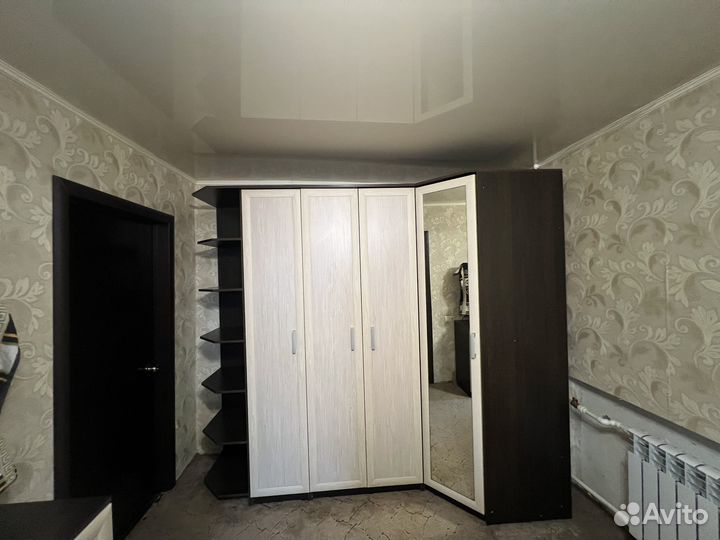 Продам спальный гарнитур бу