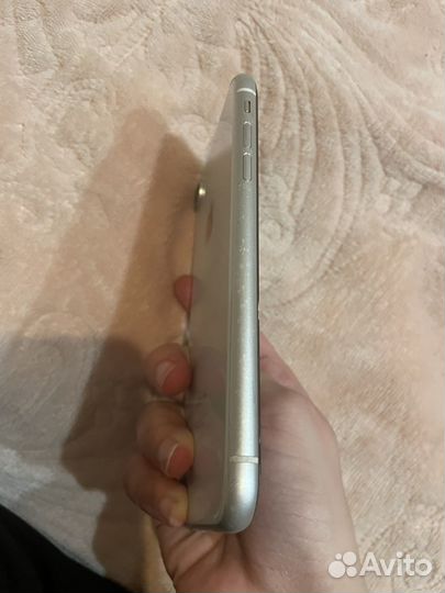 iPhone Xr, 128 ГБ