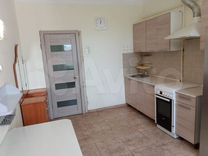 2-к. квартира, 65 м², 4/4 эт.