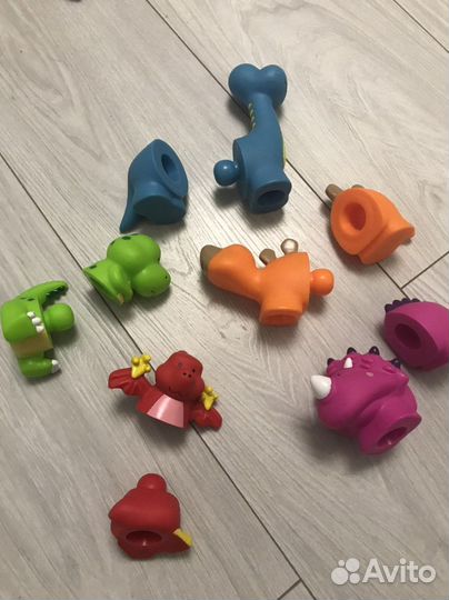 Динозавры игрушки